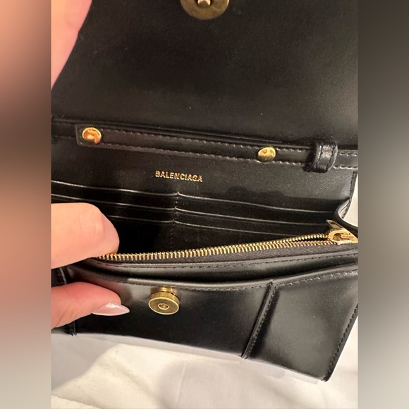 Balenciaga Hourglass wallet on chain - black - like new - Picture 6 of 6